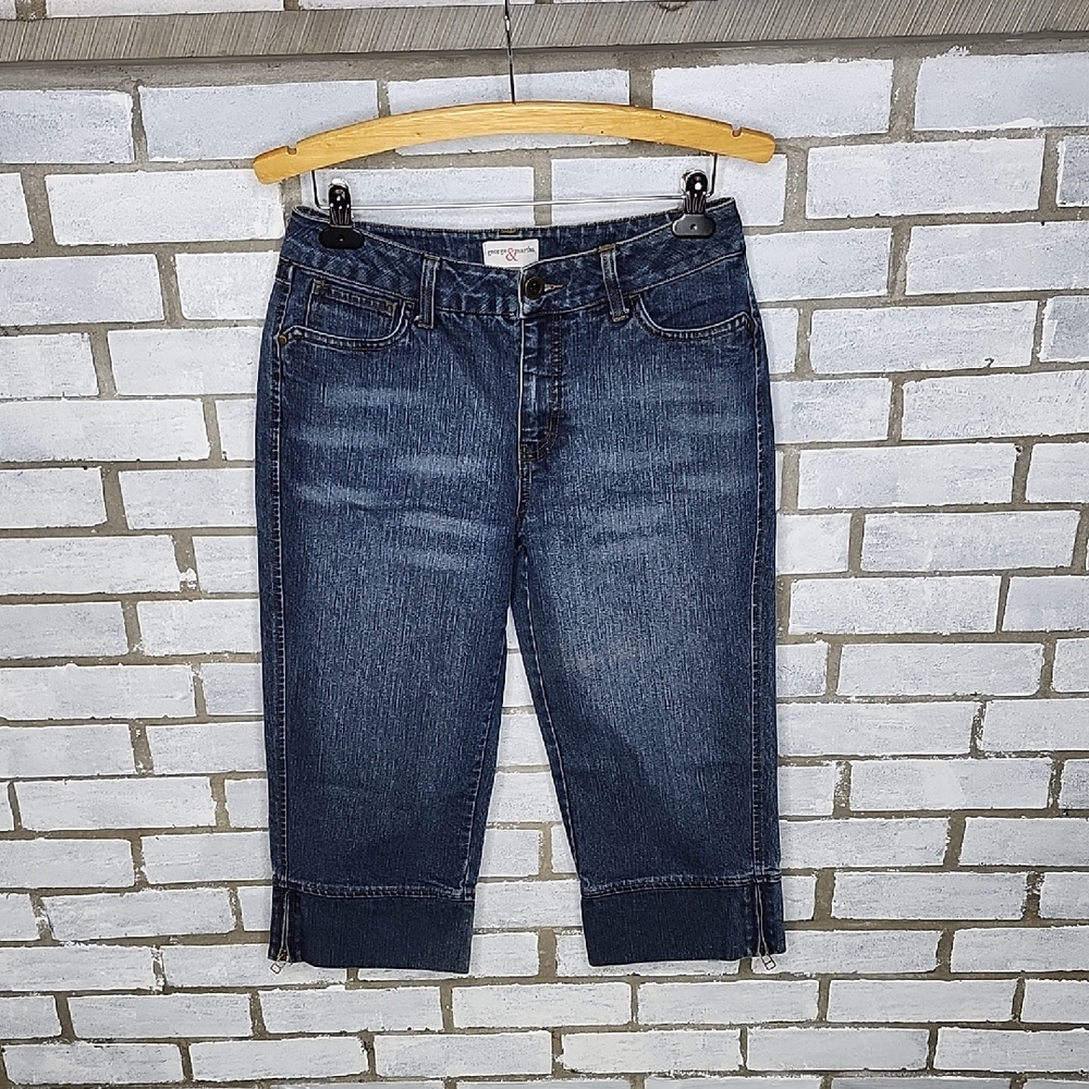 George & Martha Women's Mid-Rise Stylish Dark Blue Denim Capri Jeans Size 8